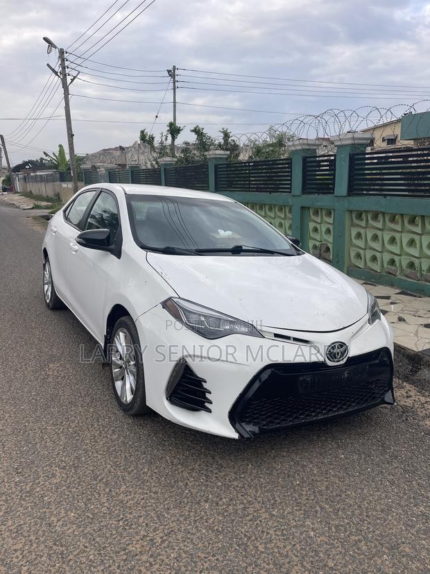 Toyota Corolla LE Eco Plus 4dr Sedan (1.8L 4cyl CVT) 2016 White