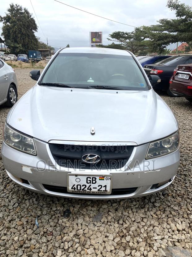 Hyundai Sonata 2009 Silver
