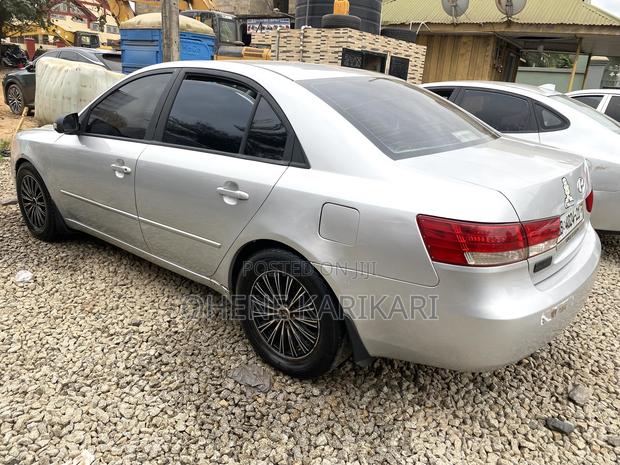 Hyundai Sonata 2009 Silver