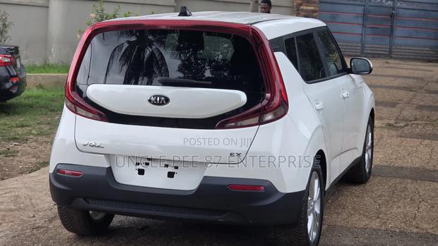 Kia Soul EX 2020 White