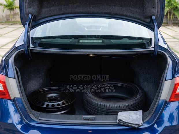 Nissan Sentra S 2018 Blue