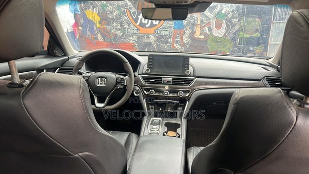 Honda Accord Touring 2.0T 2020 Black