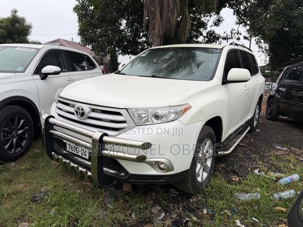 Toyota Highlander 2013 White
