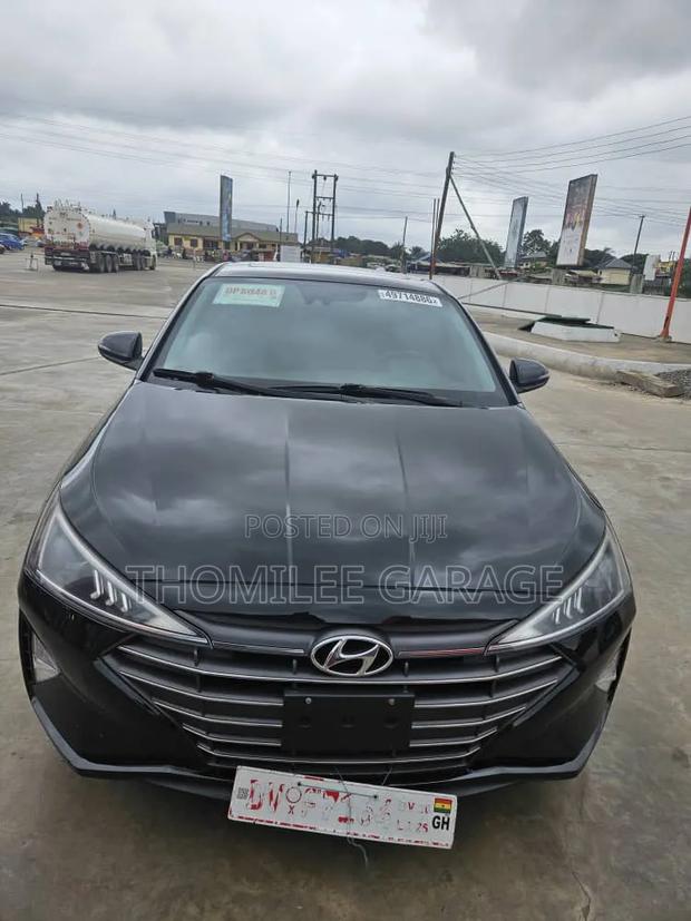 Hyundai Elantra 2019 Black