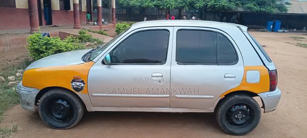 Nissan March 1.2 AWD 2013 Silver