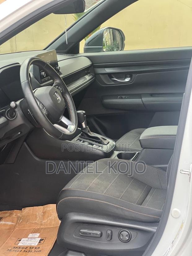 Honda CR-V 2023 White