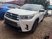 Toyota Highlander XLE 4x4 V6 (3.5L 6cyl 8A) 2018 White for sale