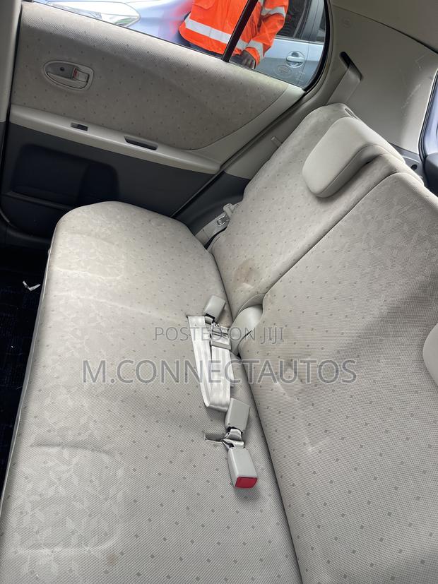 Toyota Vitz 1.0 FWD 3dr 2010 Silver