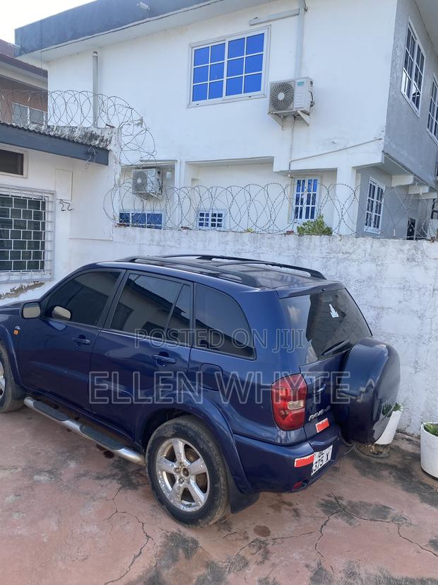 Toyota RAV4 2.4 2005 Blue