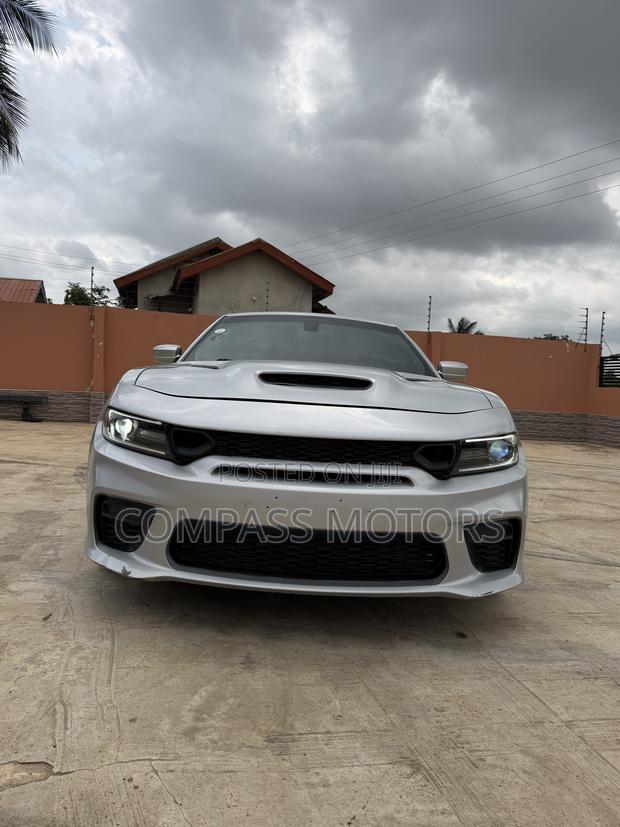 Dodge Charger 2020 Silver