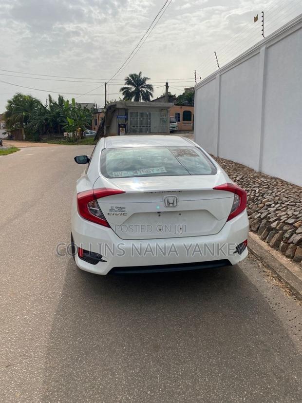 Honda Civic LX Sedan 2018 White