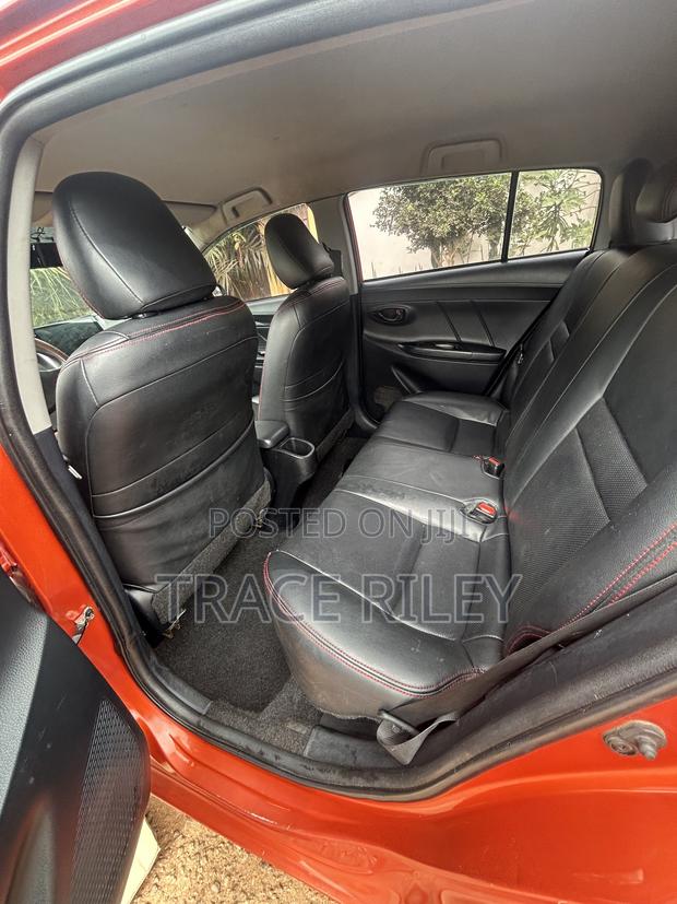 Toyota Yaris L Hatchback 5dr 2017 Red
