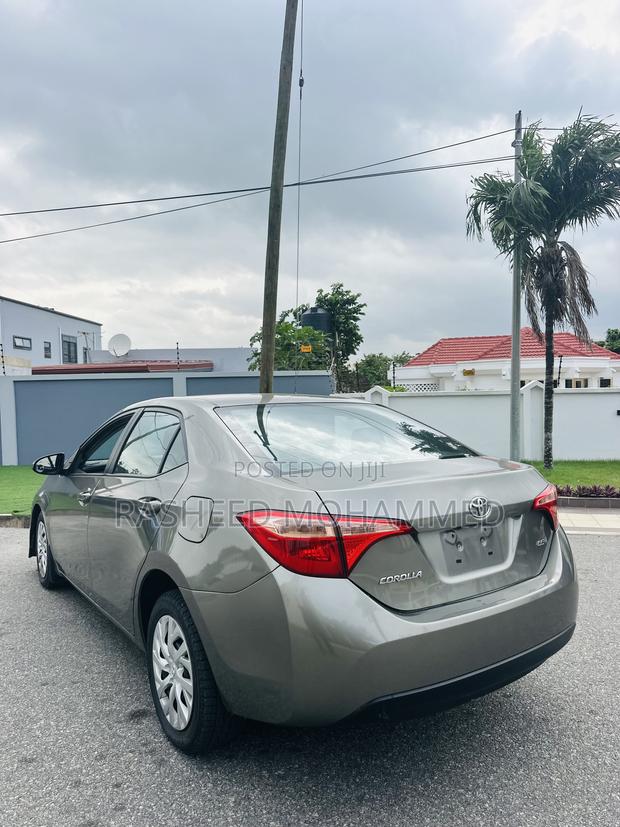 Toyota Corolla LE Eco (1.8L 4cyl 2A) 2019