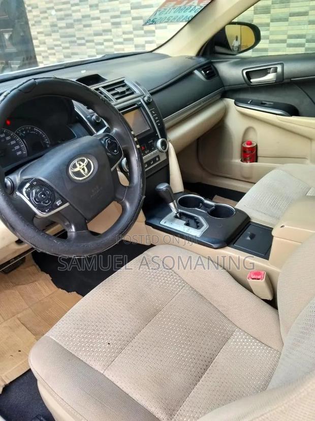Toyota Camry LE 4dr Sedan (2.5L 4cyl 6A) 2013 White