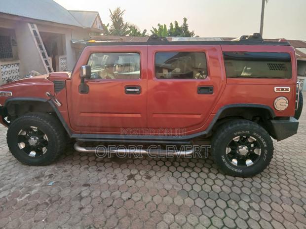 Hummer H2 2009 Red