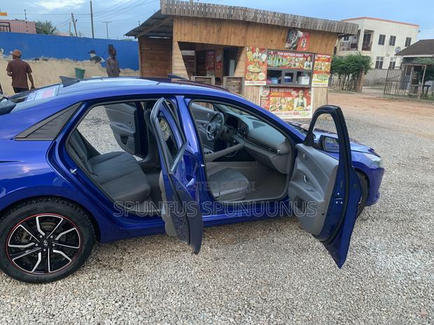 Hyundai Elantra SEL 2022 Blue