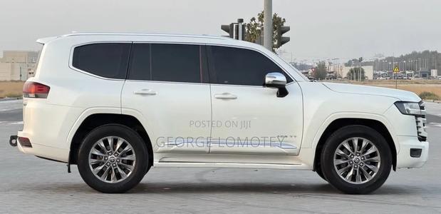 New Toyota Land Cruiser 2023 White