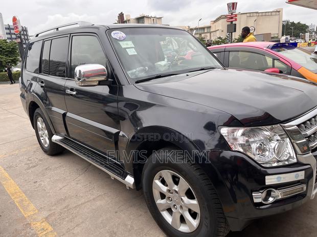 Mitsubishi Pajero V90 2.8 GLS/GLX 2016 Gray