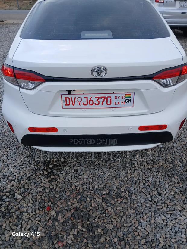 Toyota Corolla 2022 White