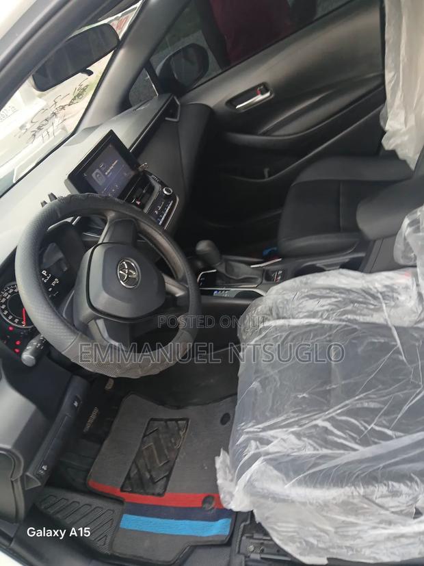 Toyota Corolla 2022 White