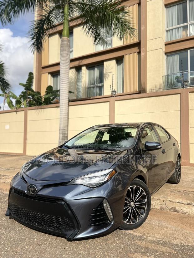 Toyota Corolla 2017 Gray