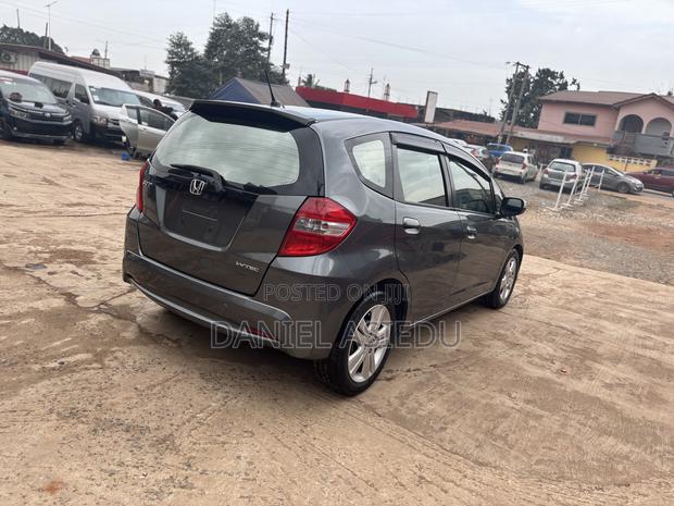 Honda Fit Automatic 2012 Gray