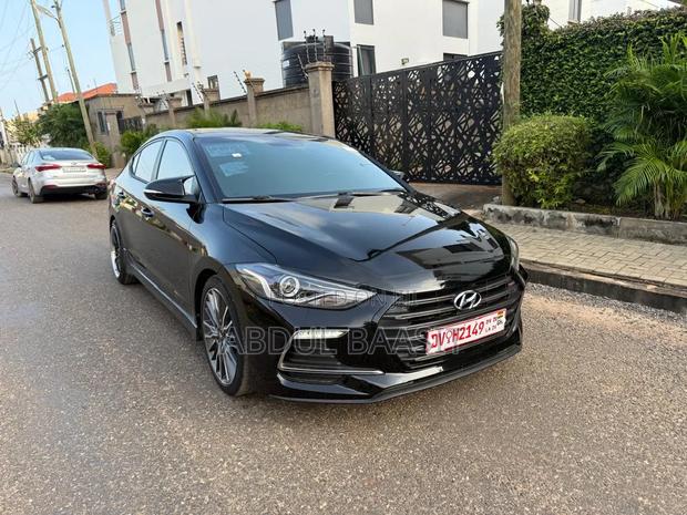 Hyundai Avante 2017 Black