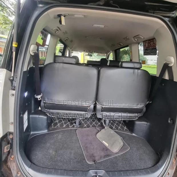 Toyota Voxy 2011 Matt Black