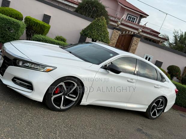 Honda Accord Sport 2018 White