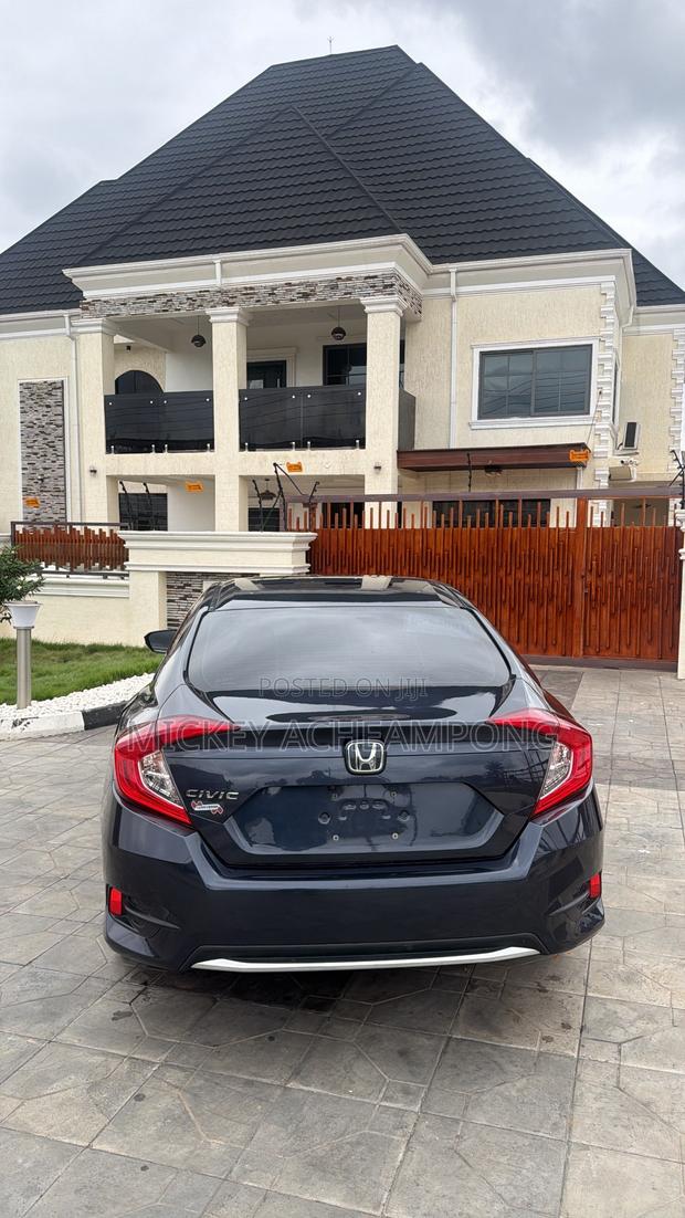 Honda Civic EX 2021 Gray