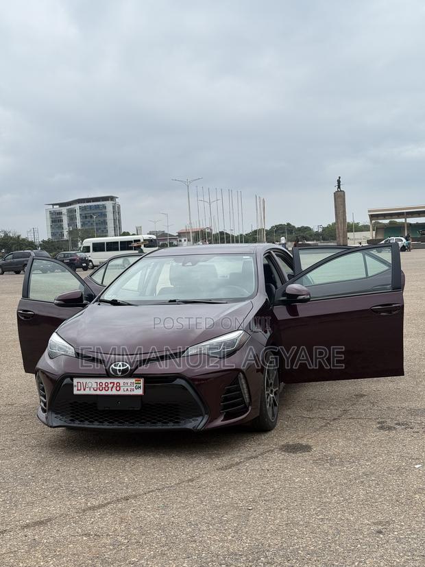 Toyota Corolla SE Special Edition 4dr Sedan (1.8L 4cyl CVT) 2017 Maroon