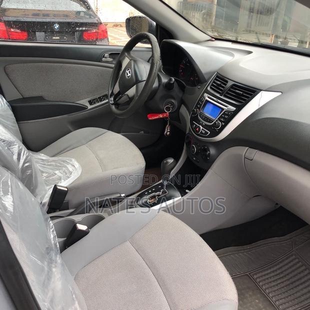 Hyundai Accent GLS 4dr Sedan (1.6L 4cyl 6A) 2014 Silver