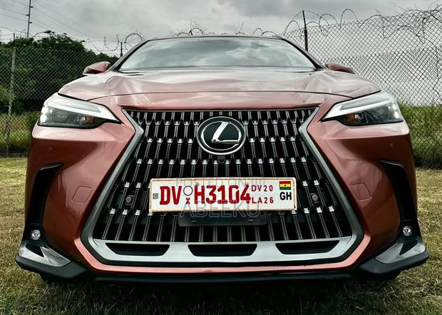 Lexus NX 350h Premium AWD 2025 Brown