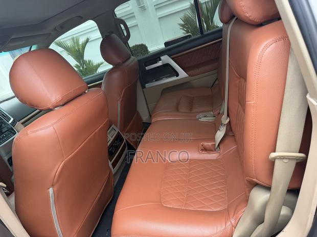 Toyota Land Cruiser 5.7 V8 2013 White