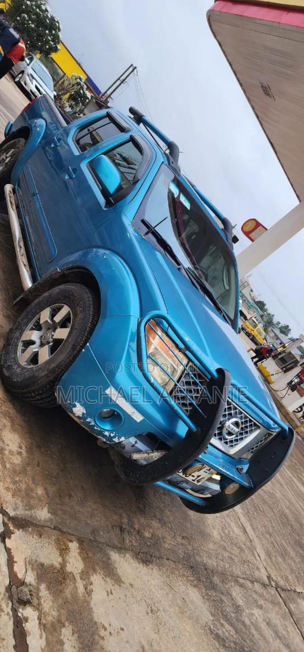 Nissan Frontier 2010 Blue