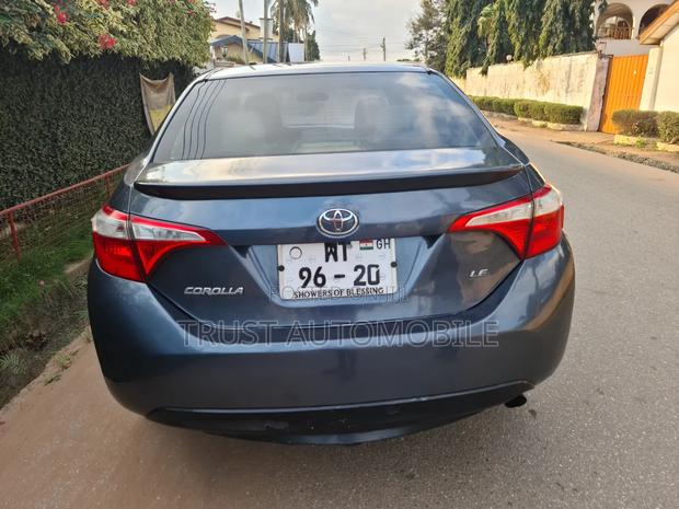 Toyota Corolla 2015 Gray