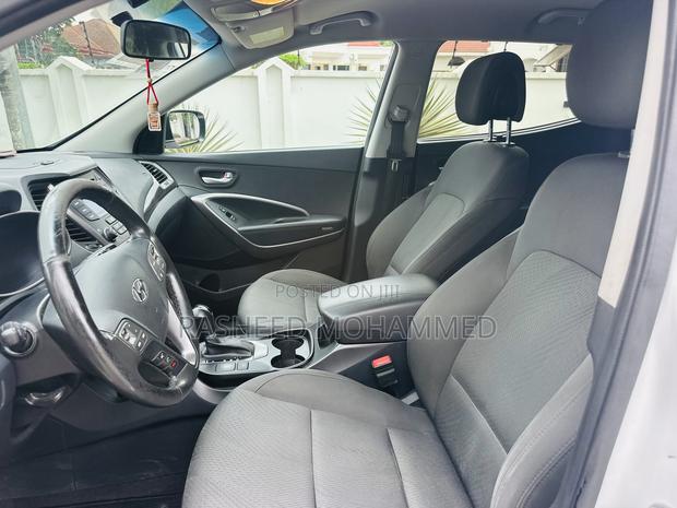 Hyundai Santa Fe 2016 White