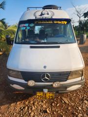 Mercedes-Benz 1422 2005 White for sale