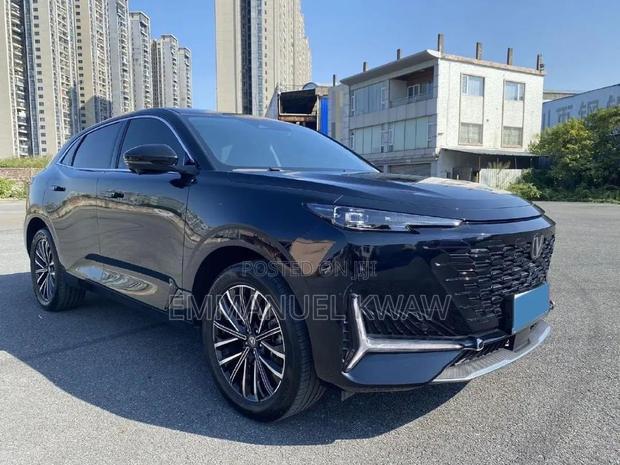 Changan UNI-T 1.5 FWD 2023 Black