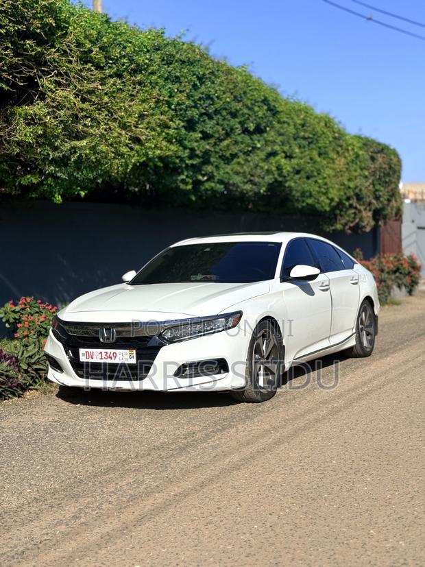 Honda Accord Sport (2.0L 4cyl Turbo 6M) 2019 White