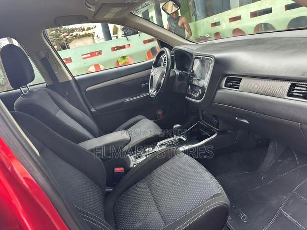 Mitsubishi Outlander 2017 Red