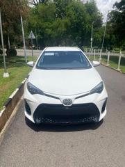 Toyota Corolla SE (1.8L 4cyl 2A) 2019 White for sale