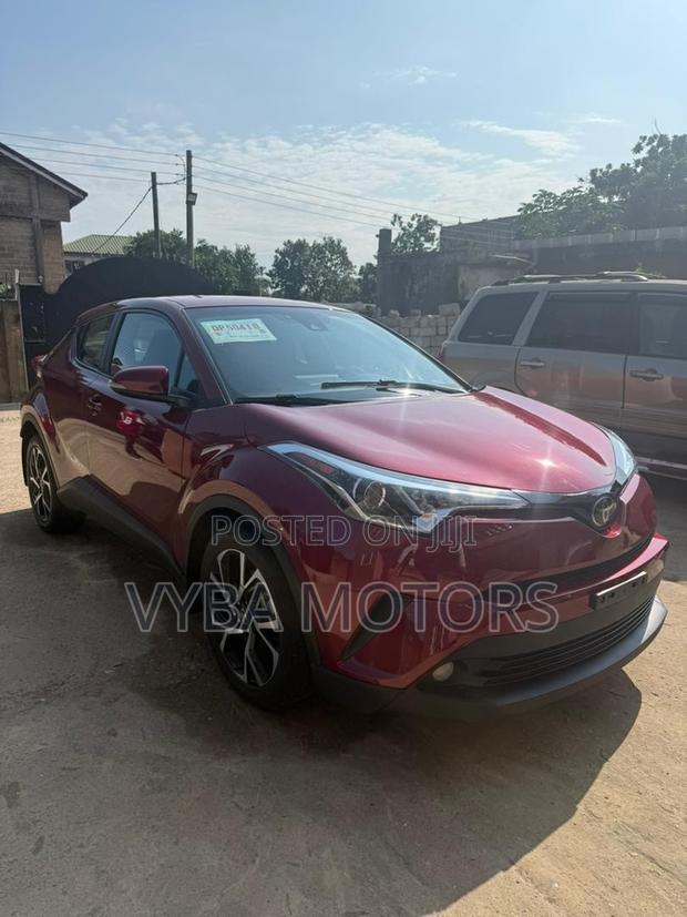 Toyota C-HR 2019 Red