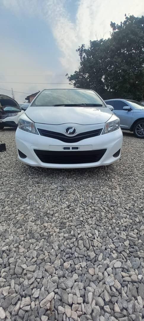 Toyota Vitz 2013 White