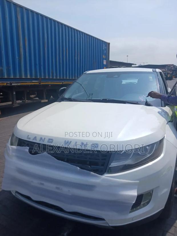 Land Rover Range Rover 2016 White