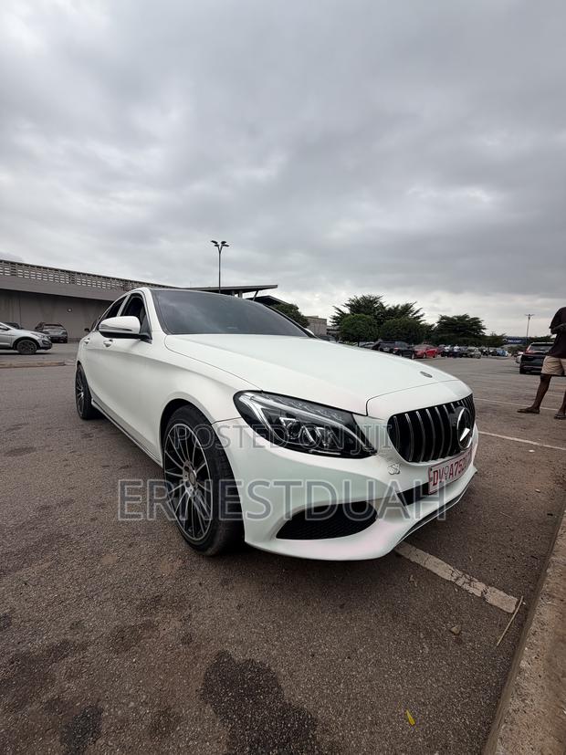 Mercedes-Benz C300 Base C300 RWD Sedan 2018 White