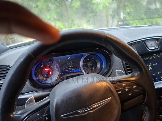 Chrysler 300C 2019 Silver