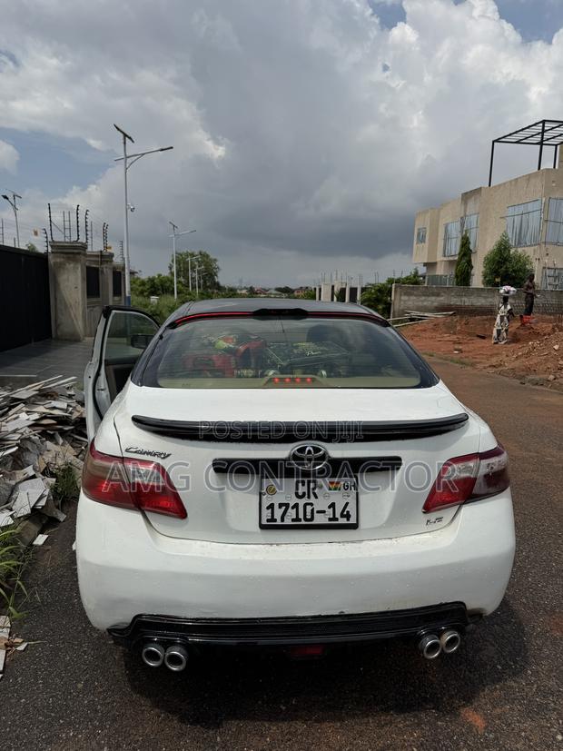 Toyota Camry 2.4 LE 2008 White
