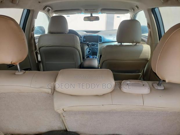 Toyota Venza 2010 Blue