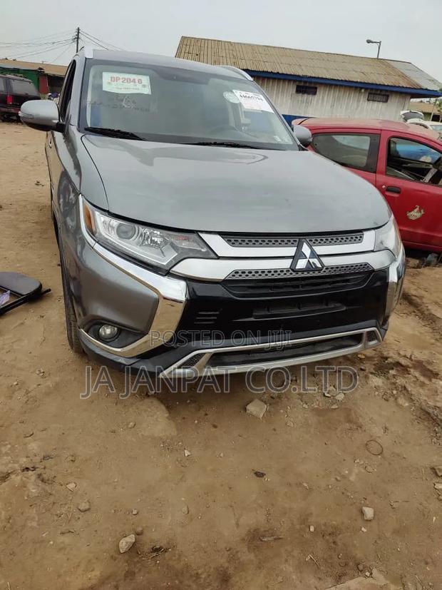 Mitsubishi Outlander Sport ES 2.0 2019 Gray